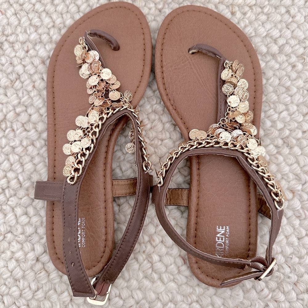 Ardene Woman’s Size7/7.5 Sandal